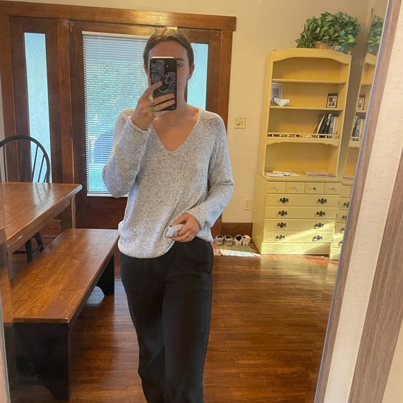 Blue H&M sweater - Picture 3 of 4